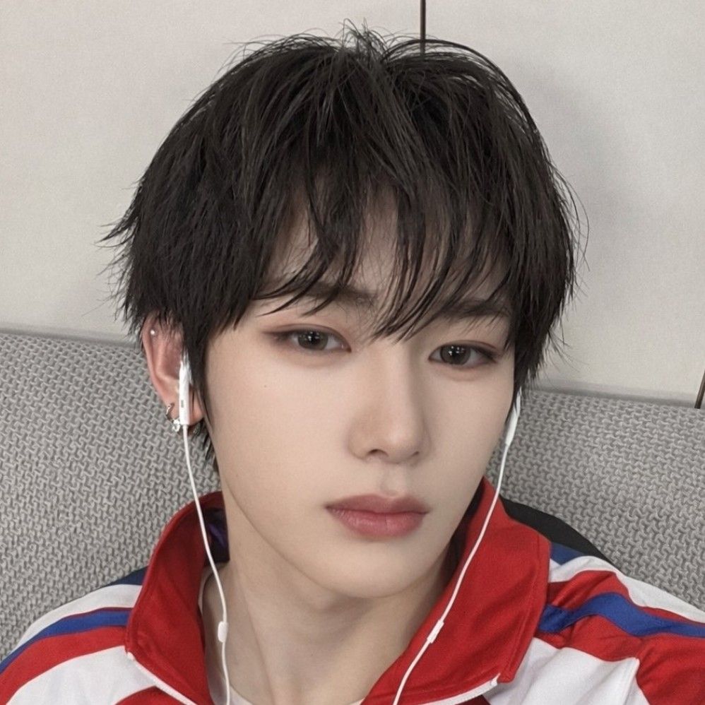 Latest photo of Zhou Anxin (ALPHA DRIVE ONE)