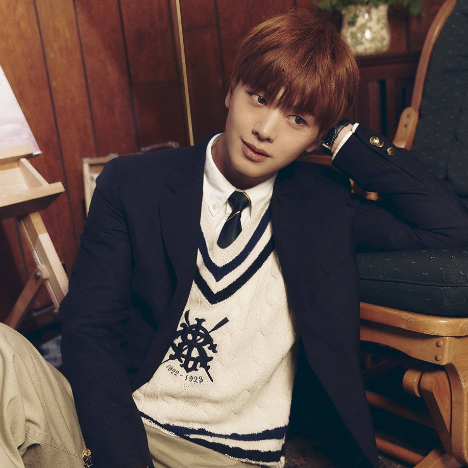 Latest photo of Yook Sungjae (BTOB)