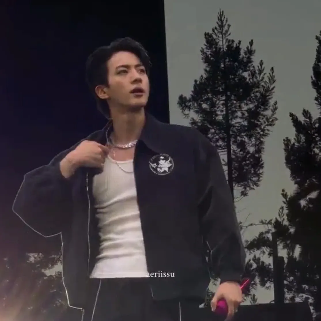 Latest photo of Jin (BTS)
