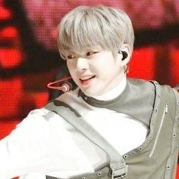 강다니엘의 최신 사진