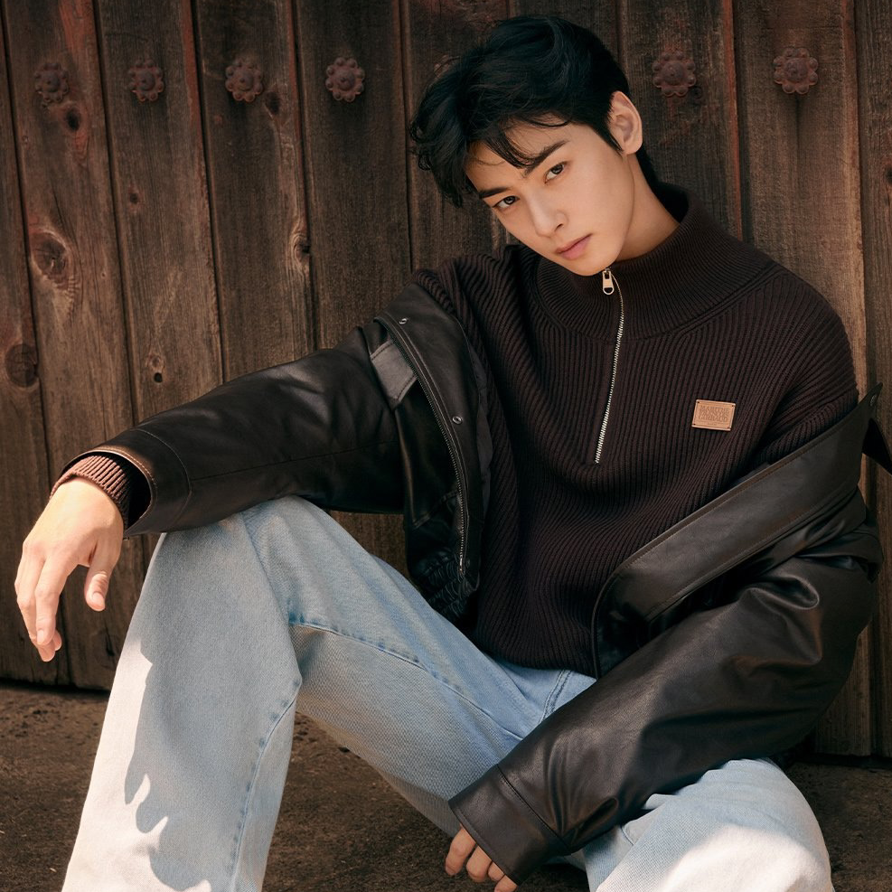 Recent activity shot of Eunwoo (ASTRO)