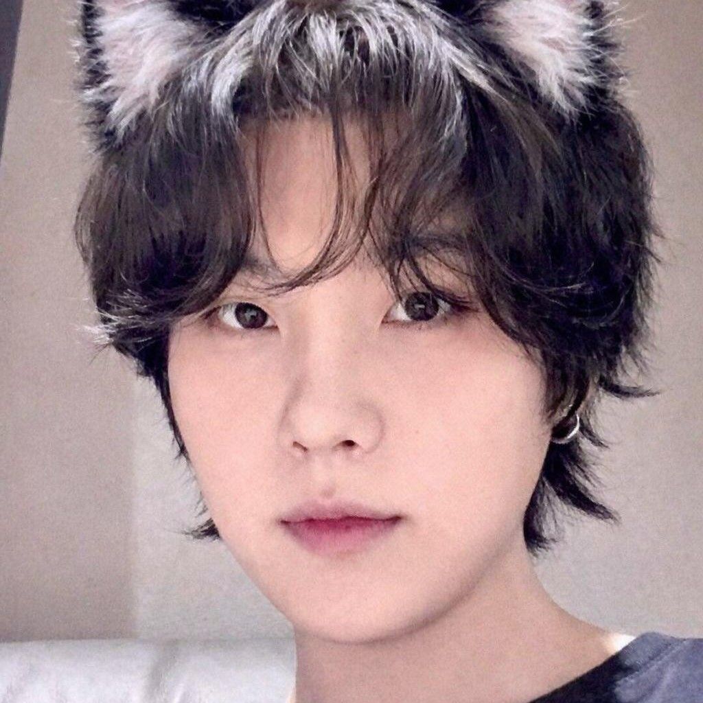 Latest photo of SUGA (BTS)