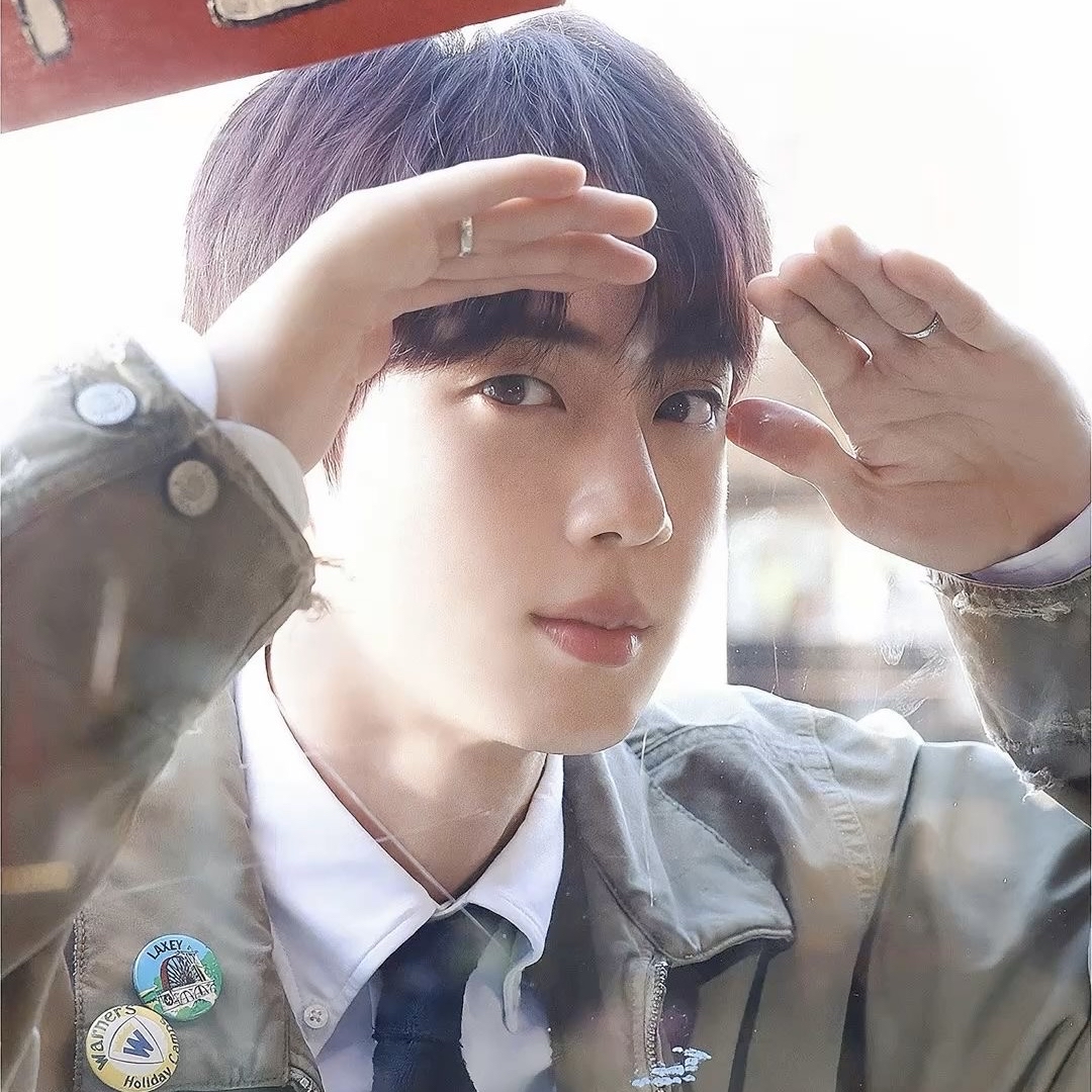 Potret di balik layar Jin (BTS)