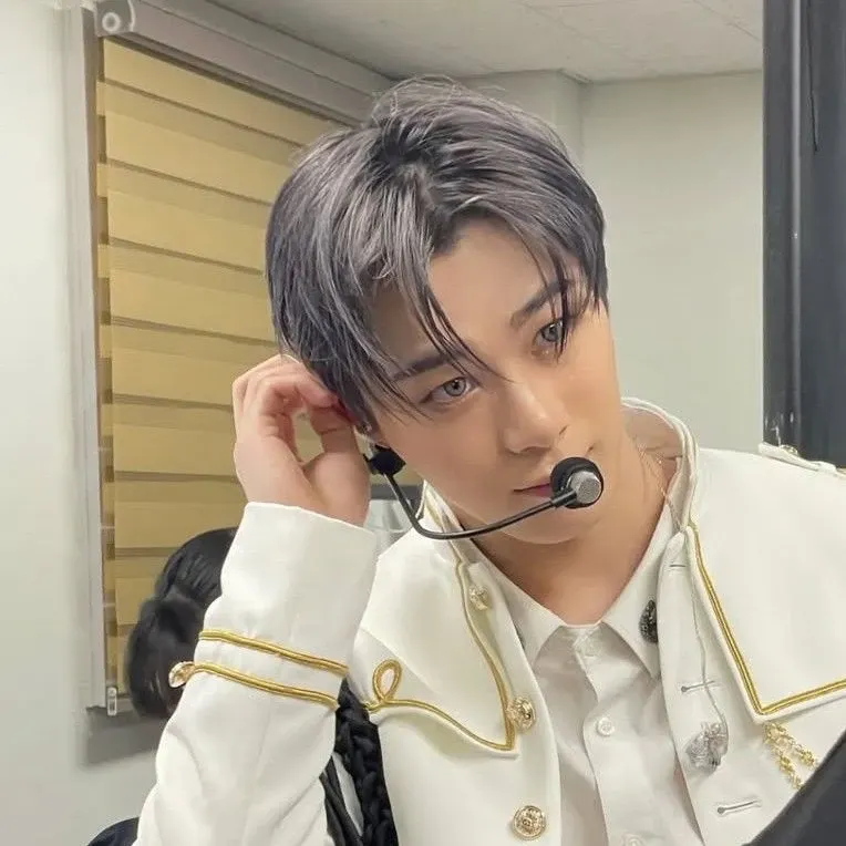 Behind-the-scenes cut of Moonbin (ASTRO)