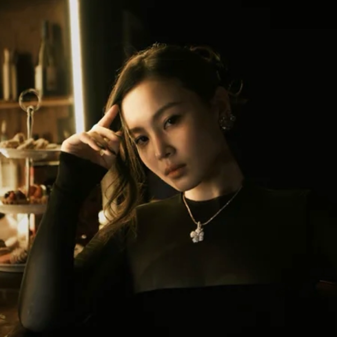 Recent activity shot of Lee Hi