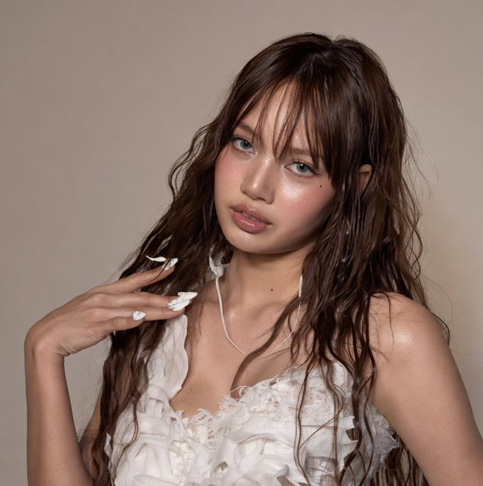 Momen yang diabadikan oleh penggemar Lisa (BLACKPINK)