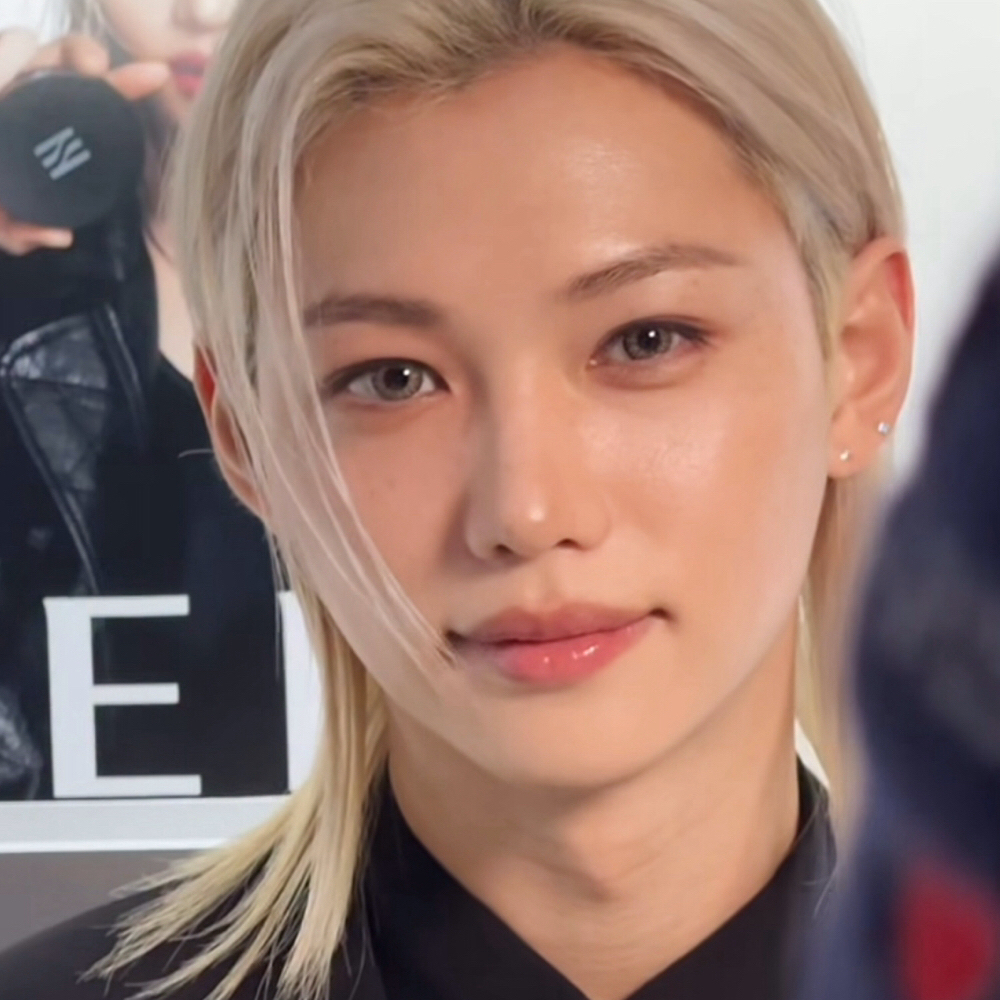 Behind-the-scenes cut of Stray Kids