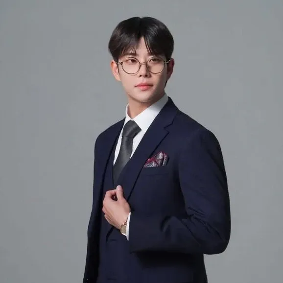 Latest photo of MJ (ASTRO)