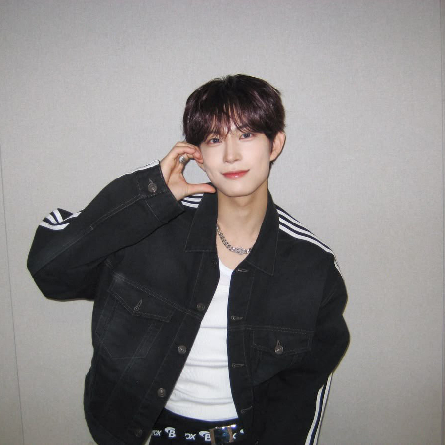 Recent activity shot of Kim Geonwoo (ALPHA DRIVE ONE)