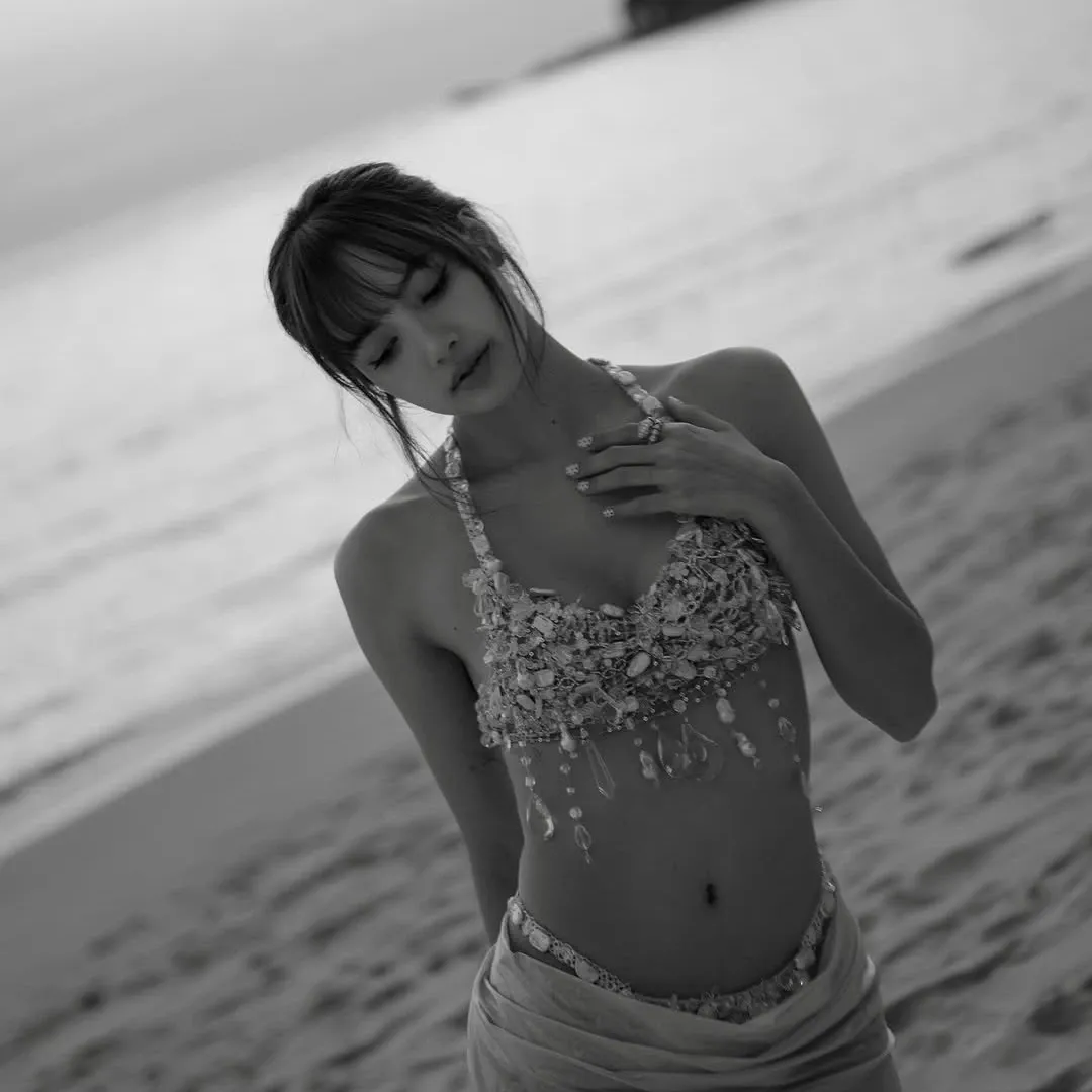 Foto terbaru Lisa (BLACKPINK)