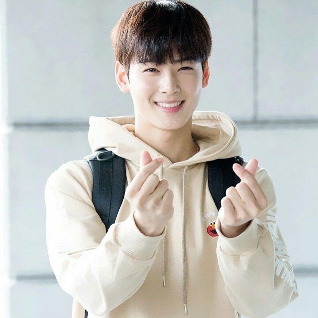 Behind-the-scenes cut of Moonbin (ASTRO)