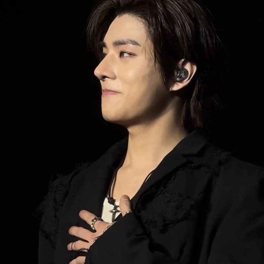 A moment captured by Jake (ENHYPEN)'s fan