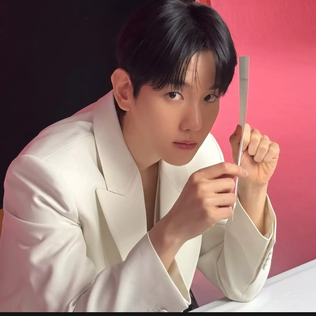 Recent activity shot of Baekhyun (EXO)