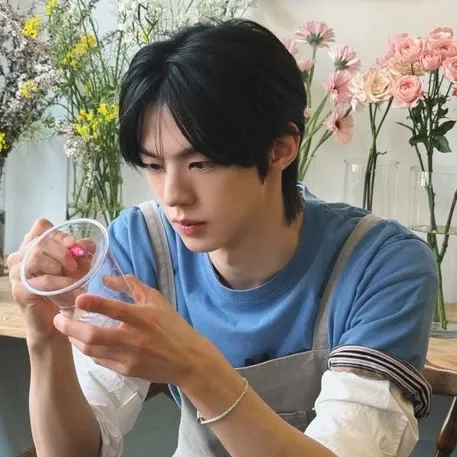 Foto terbaru Dohoon (TWS)