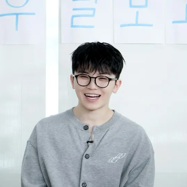 Behind-the-scenes cut of Woozi (SEVENTEEN)