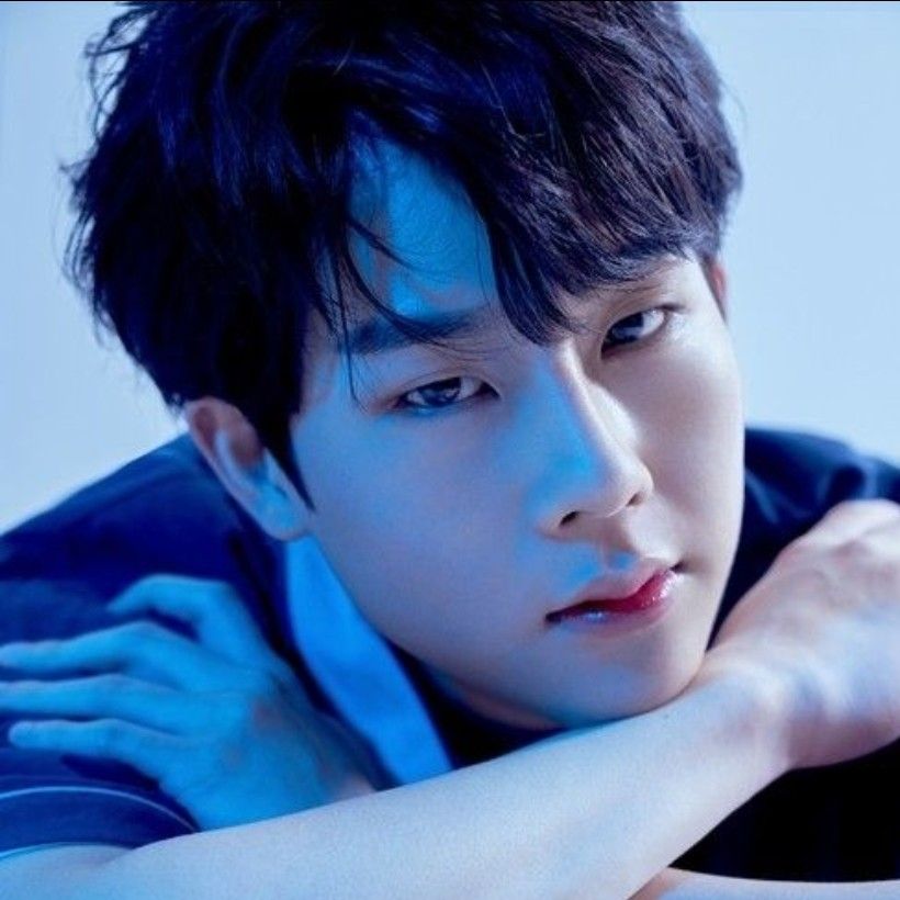 周宪 (MONSTA X)的最新活动照片