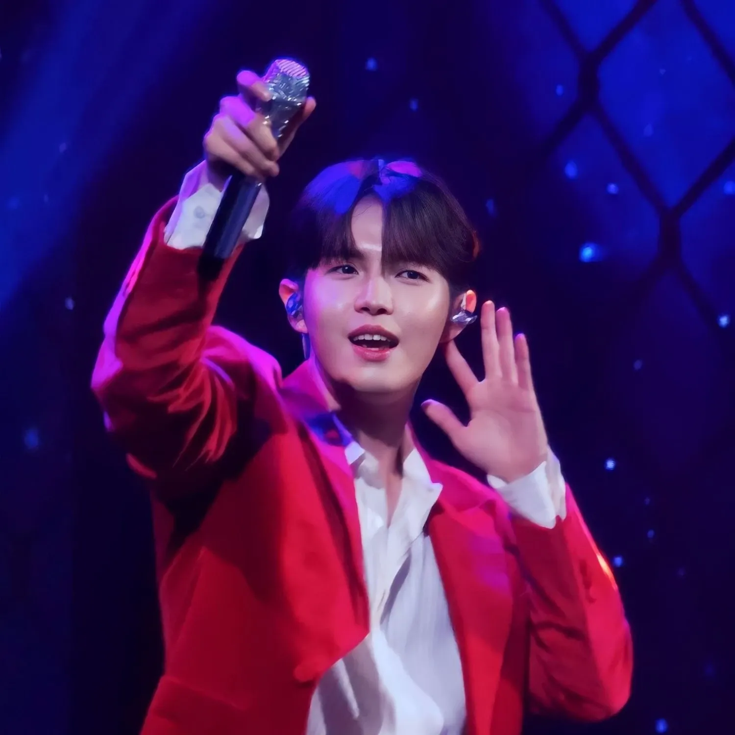 金在奐的最新照片