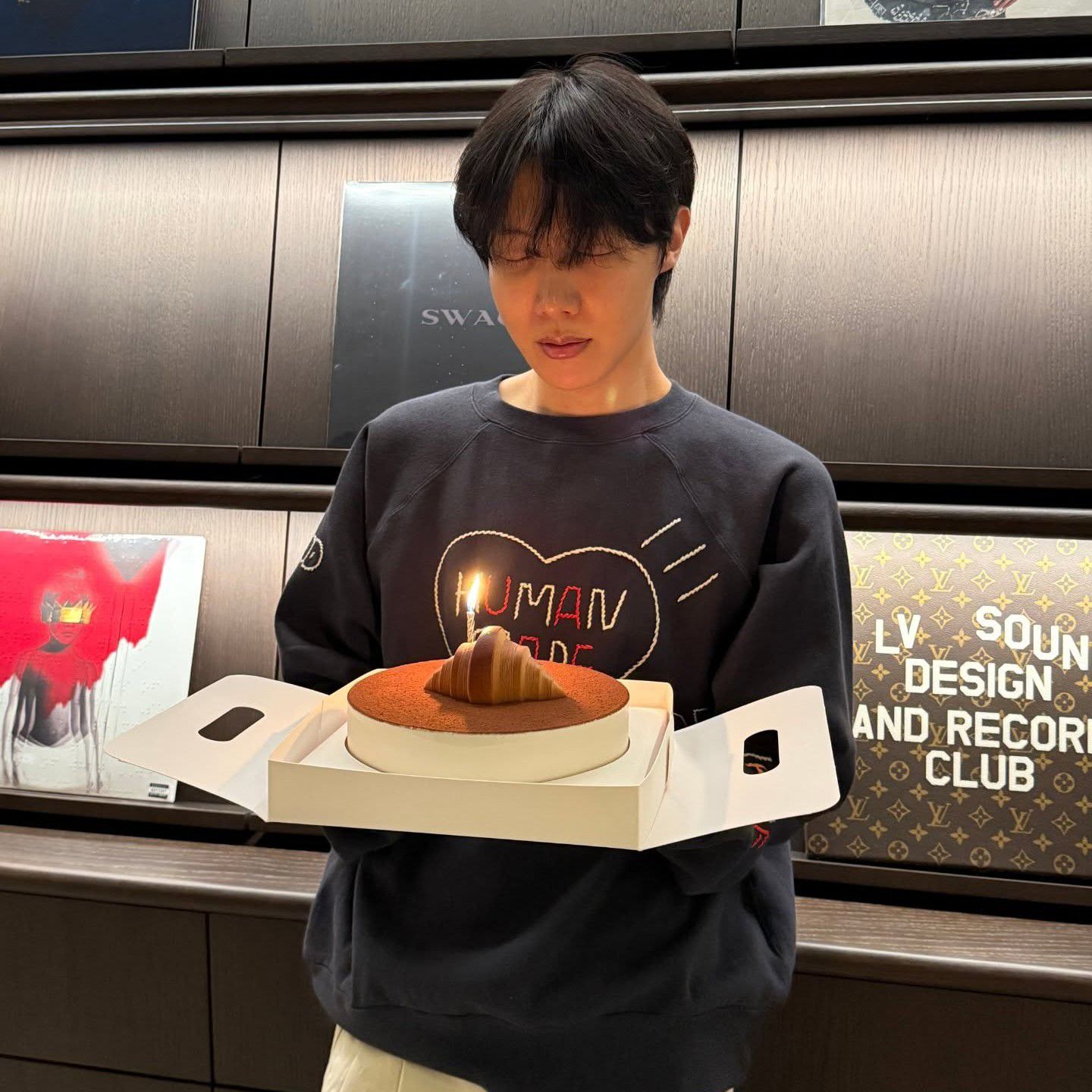 Today’s hot picks from the 자유게시판 community