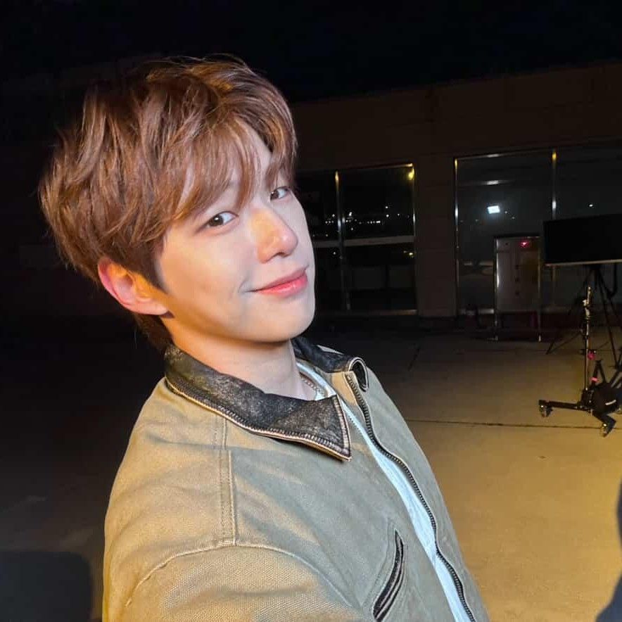 강다니엘 최근 활동샷