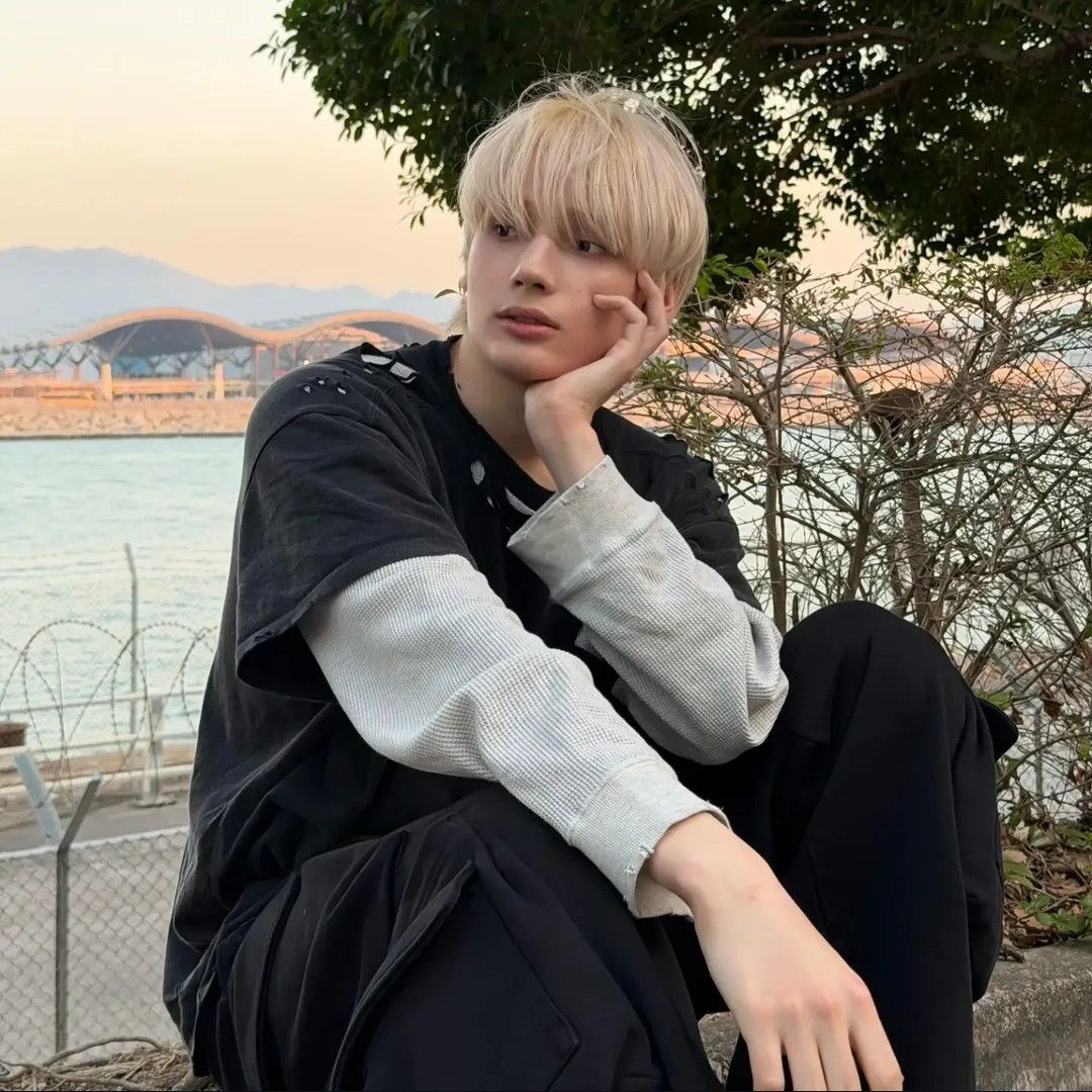 A moment captured by HueningKai (TOMORROW X TOGETHER)'s fan