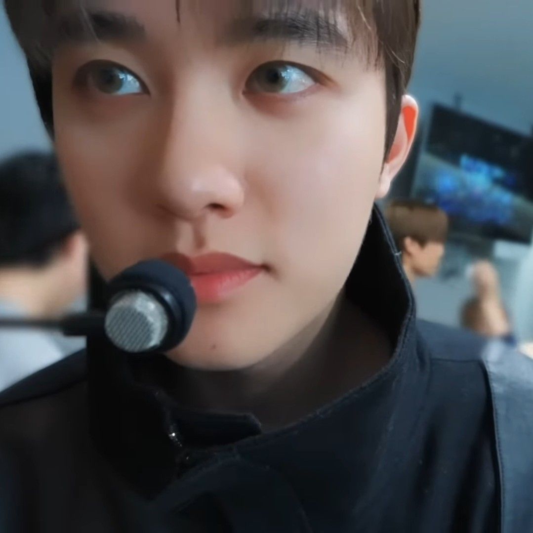 Foto terbaru D.O. (EXO)