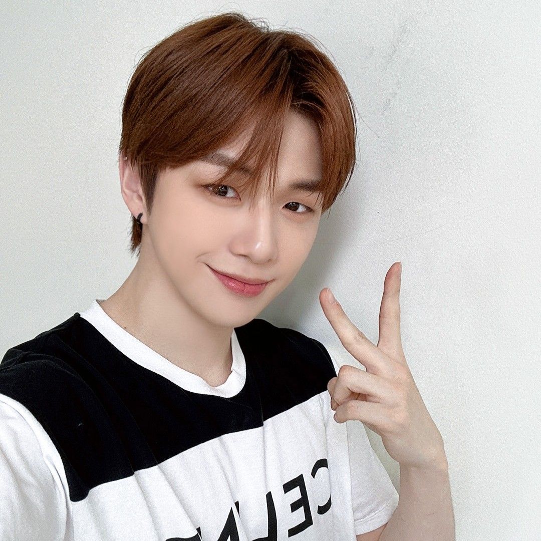 강다니엘의 최신 사진