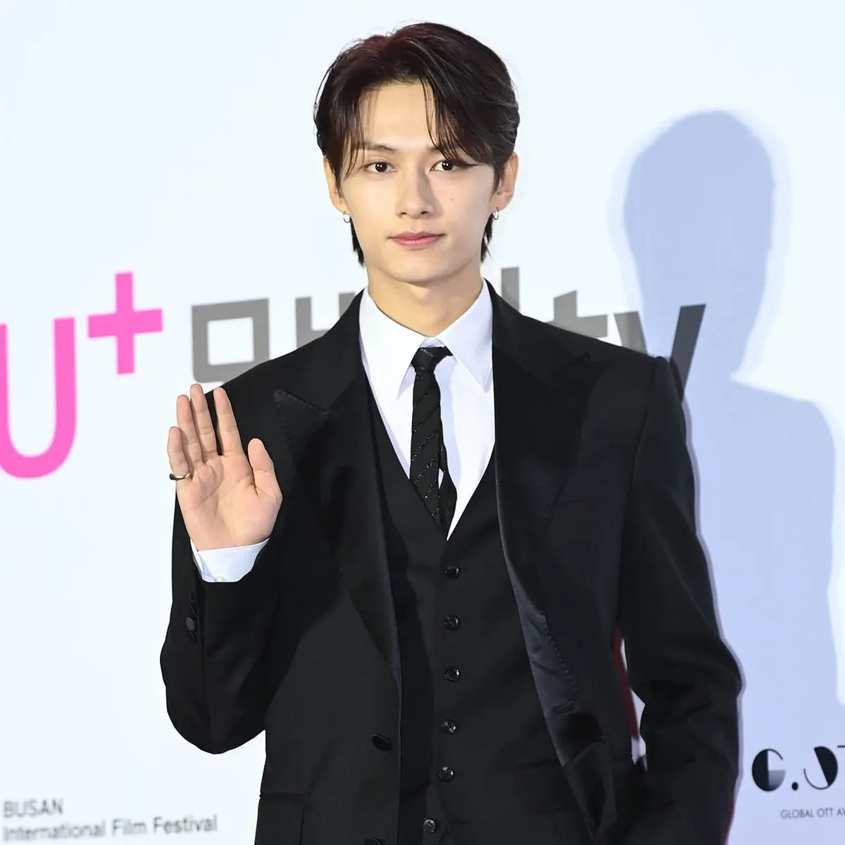 Latest photo of Jun (SEVENTEEN)