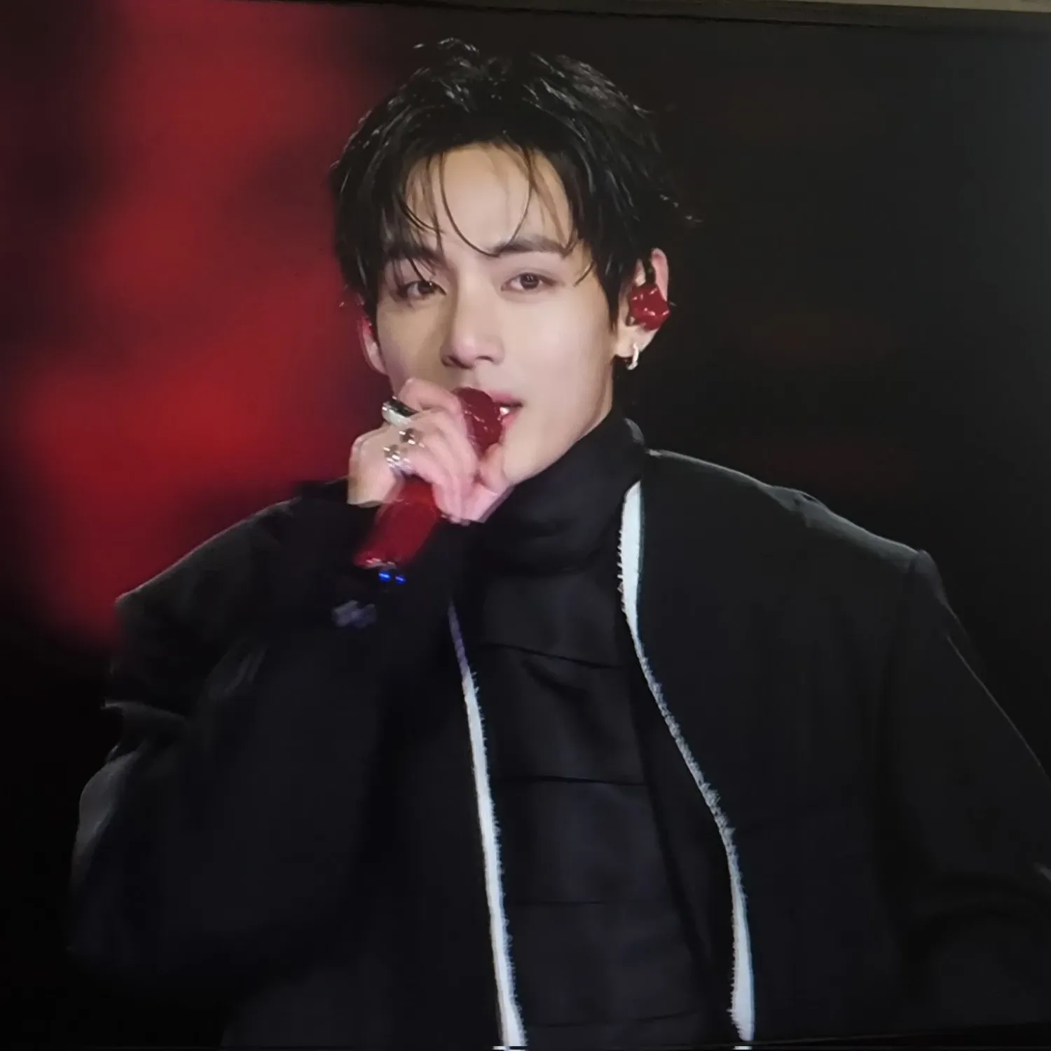 Latest photo of V (BTS)