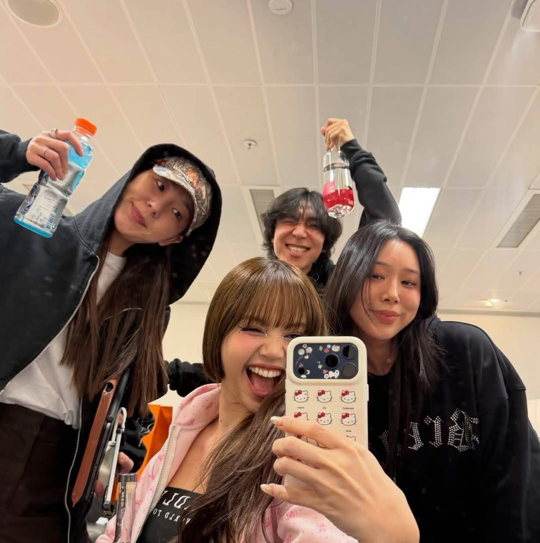 리사 (BLACKPINK)의 최신 사진