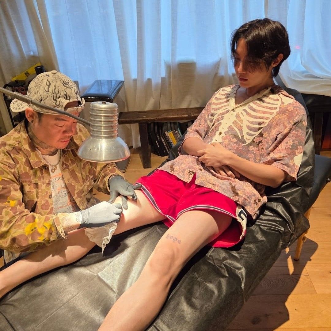 제이홉 (방탄소년단)의 최신 사진