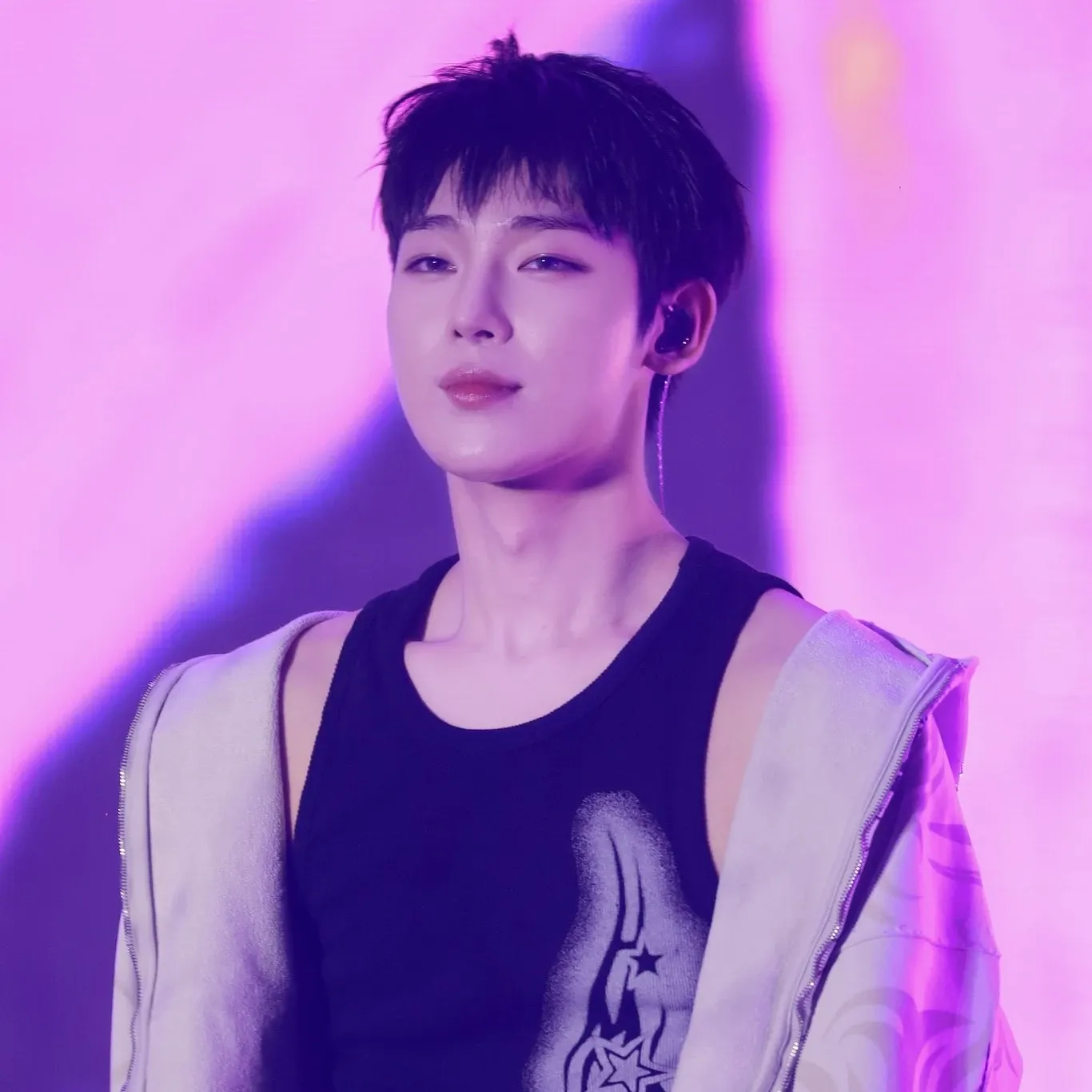 선우 (ENHYPEN)의 비하인드 컷