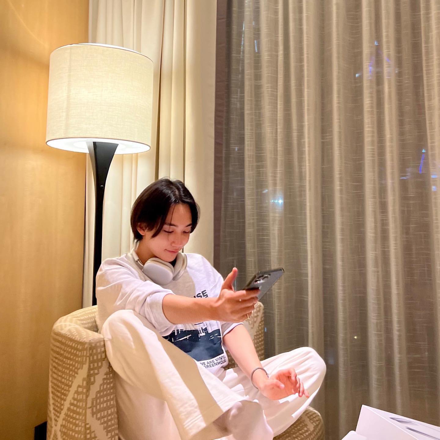 Behind-the-scenes cut of Jeonghan (SEVENTEEN)