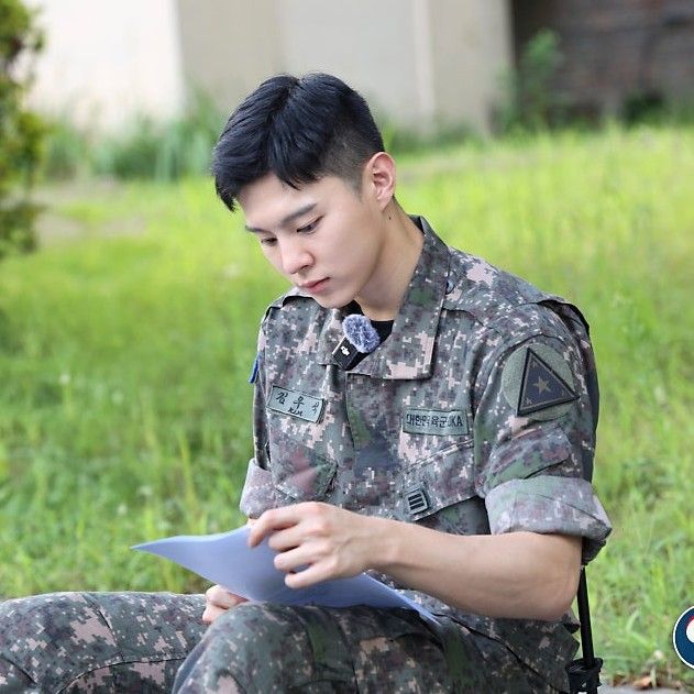 김우석의 비하인드 컷