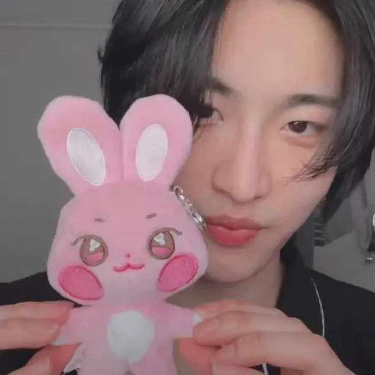 Behind-the-scenes cut of Seonghwa (ATEEZ)