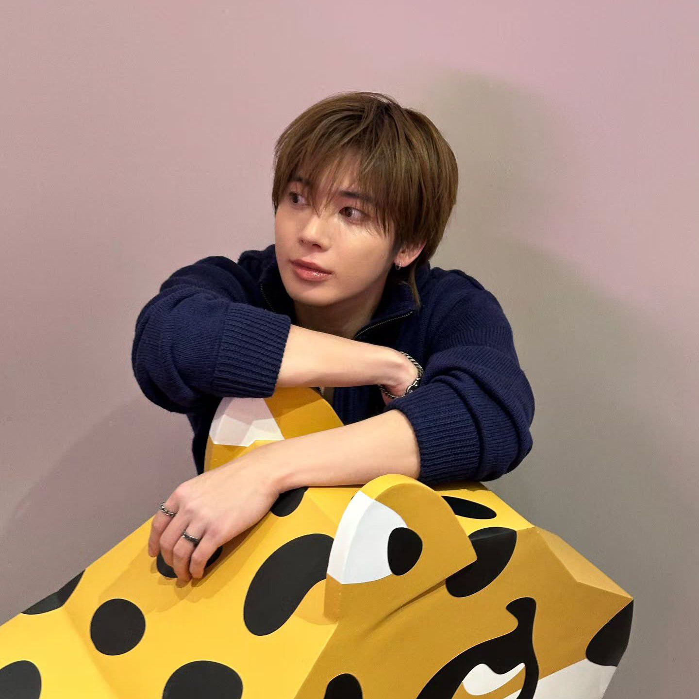 Potret di balik layar TOMORROW X TOGETHER