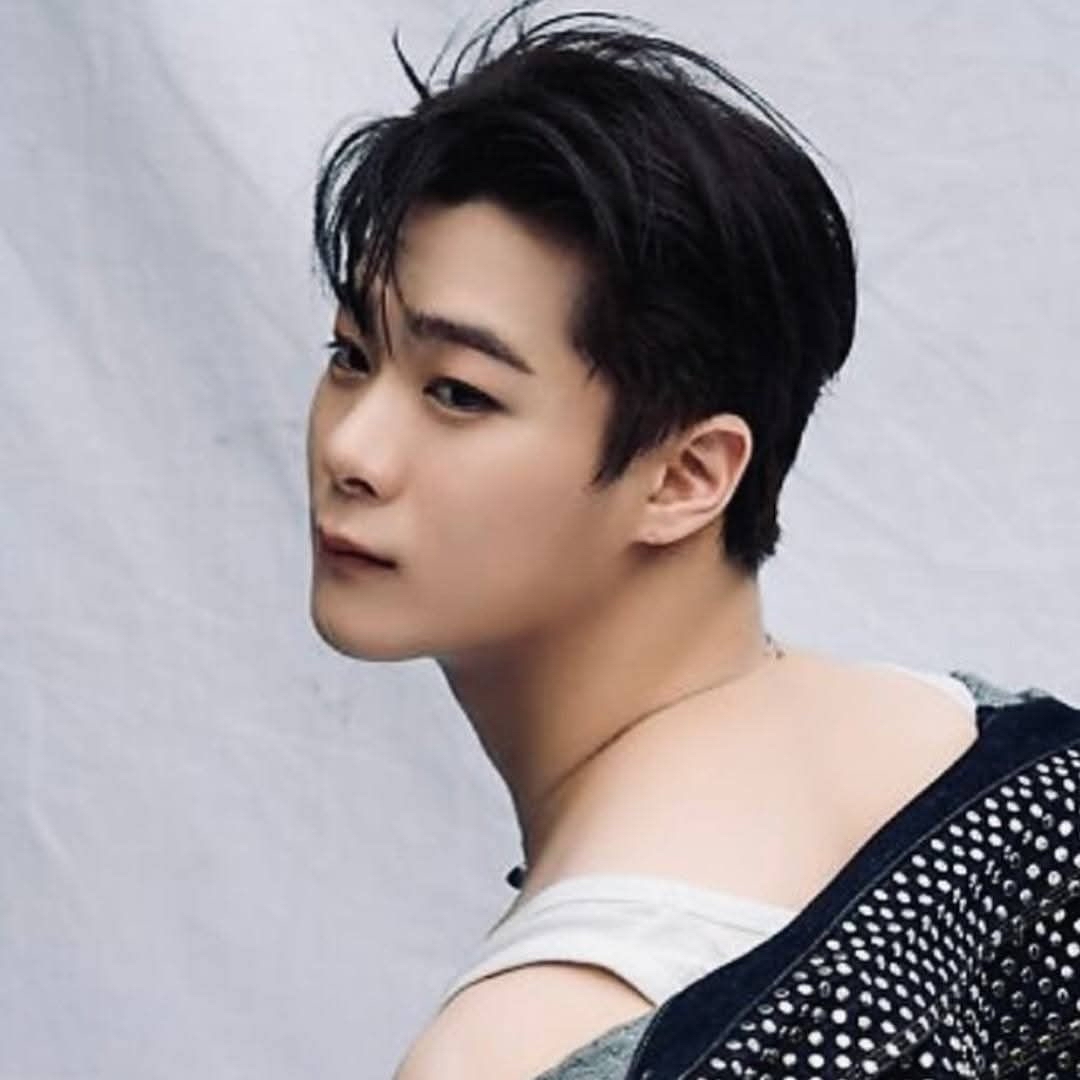 Recent activity shot of Moonbin (ASTRO)