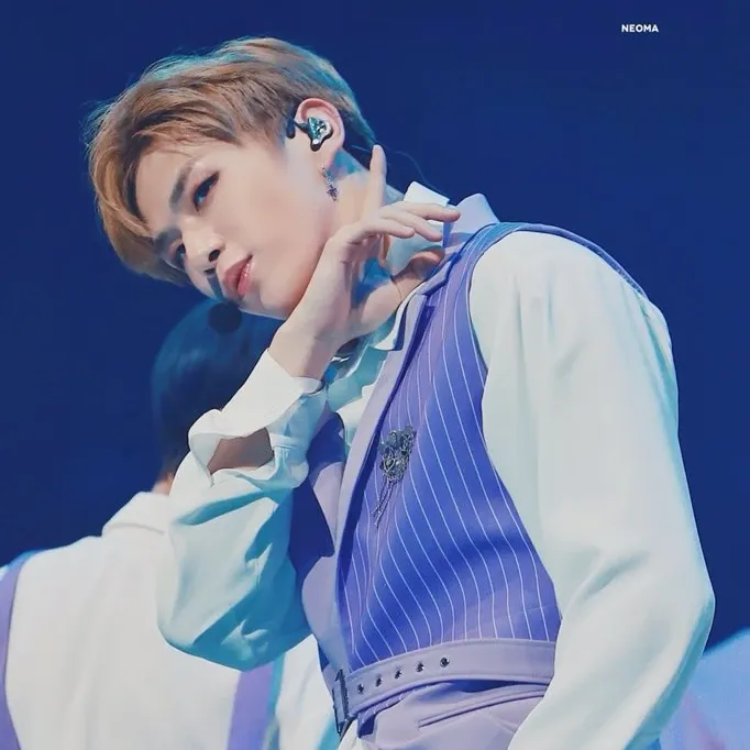 강다니엘의 최신 사진