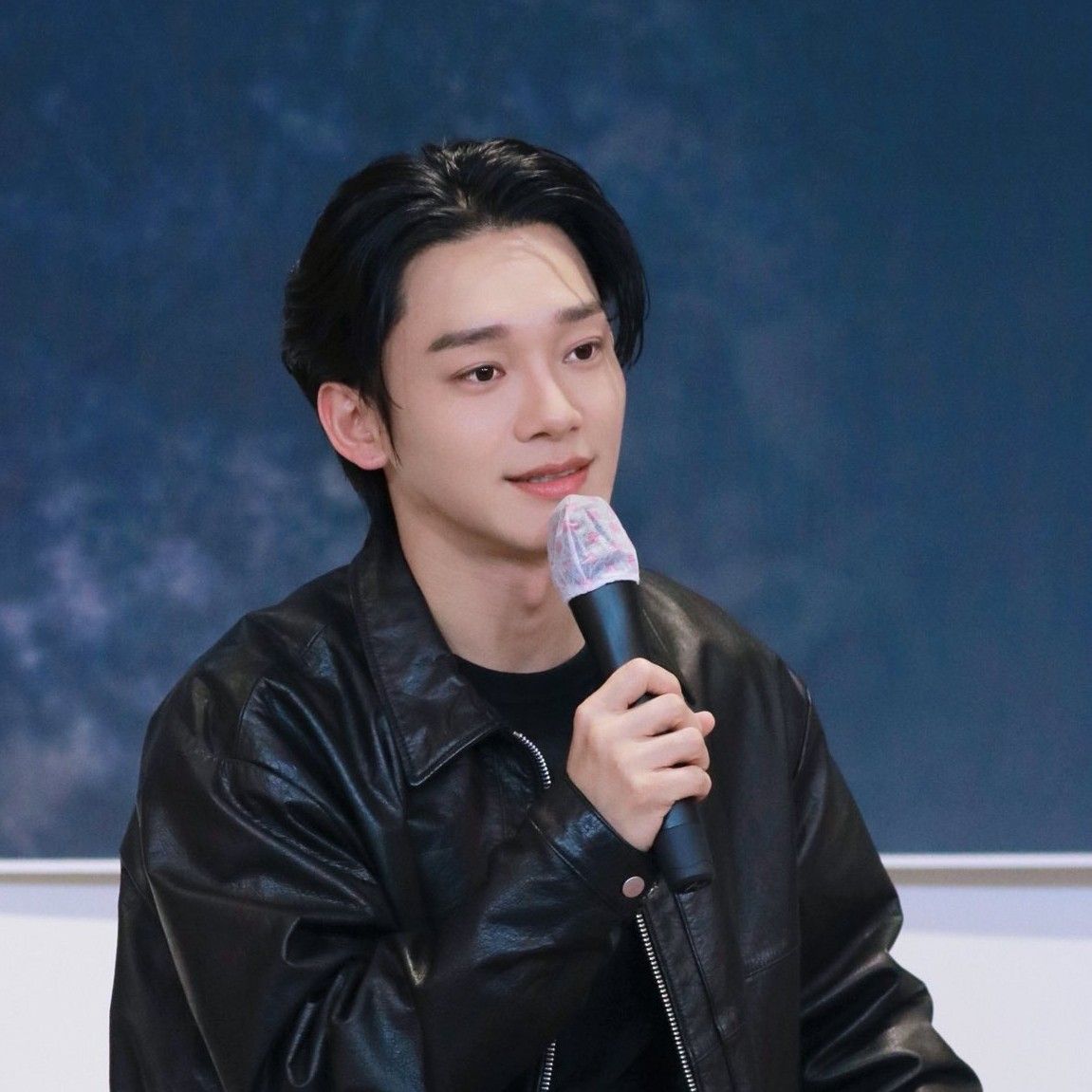 Latest photo of Chen (EXO)