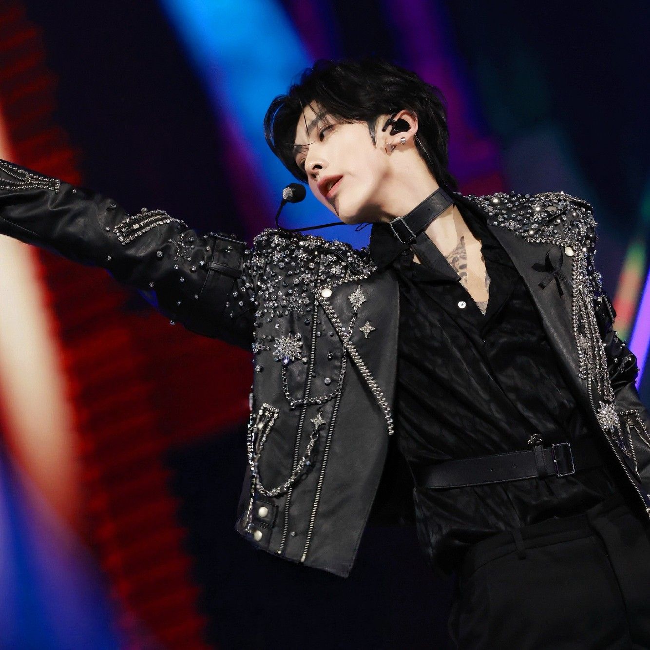 A moment captured by Ricky (ZEROBASEONE)'s fan