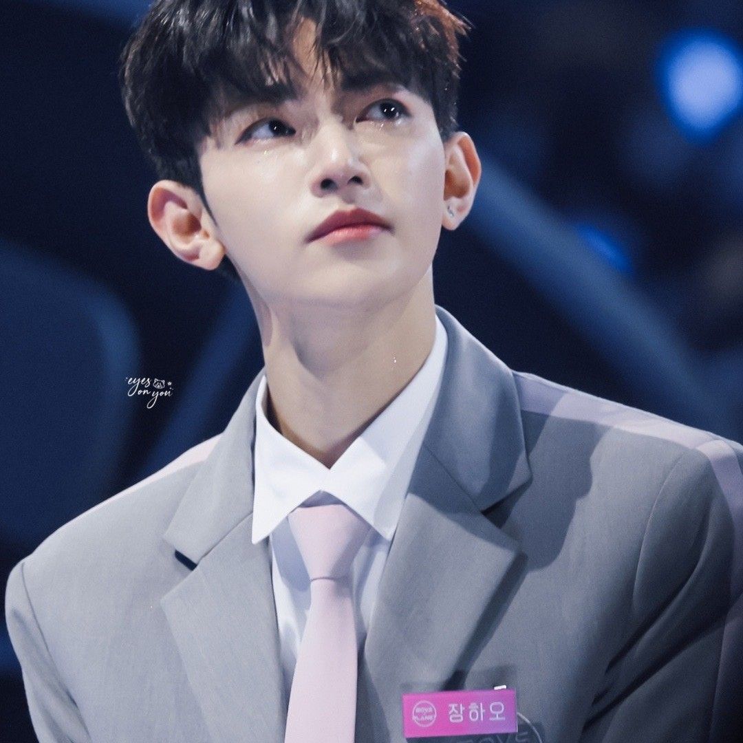 A moment captured by Zhang Hao (ZEROBASEONE)'s fan