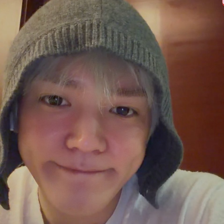 A moment captured by Taeyong (NCT 127)'s fan