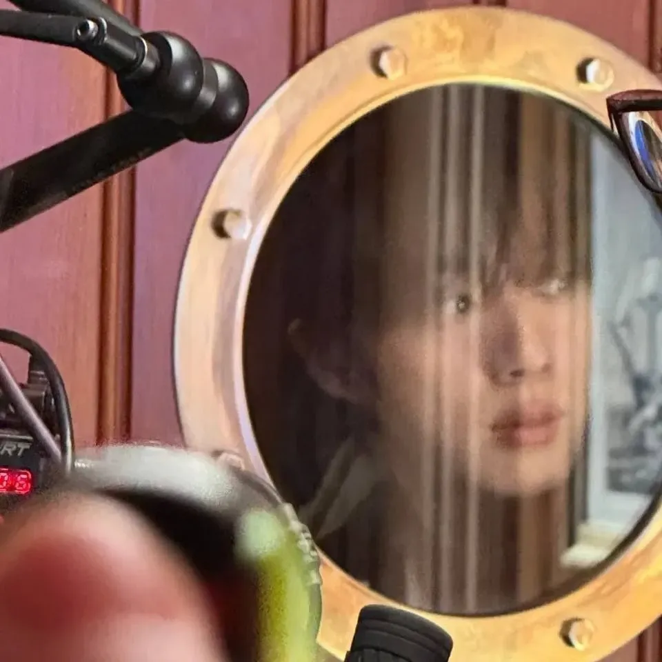 Behind-the-scenes cut of Jin (BTS)