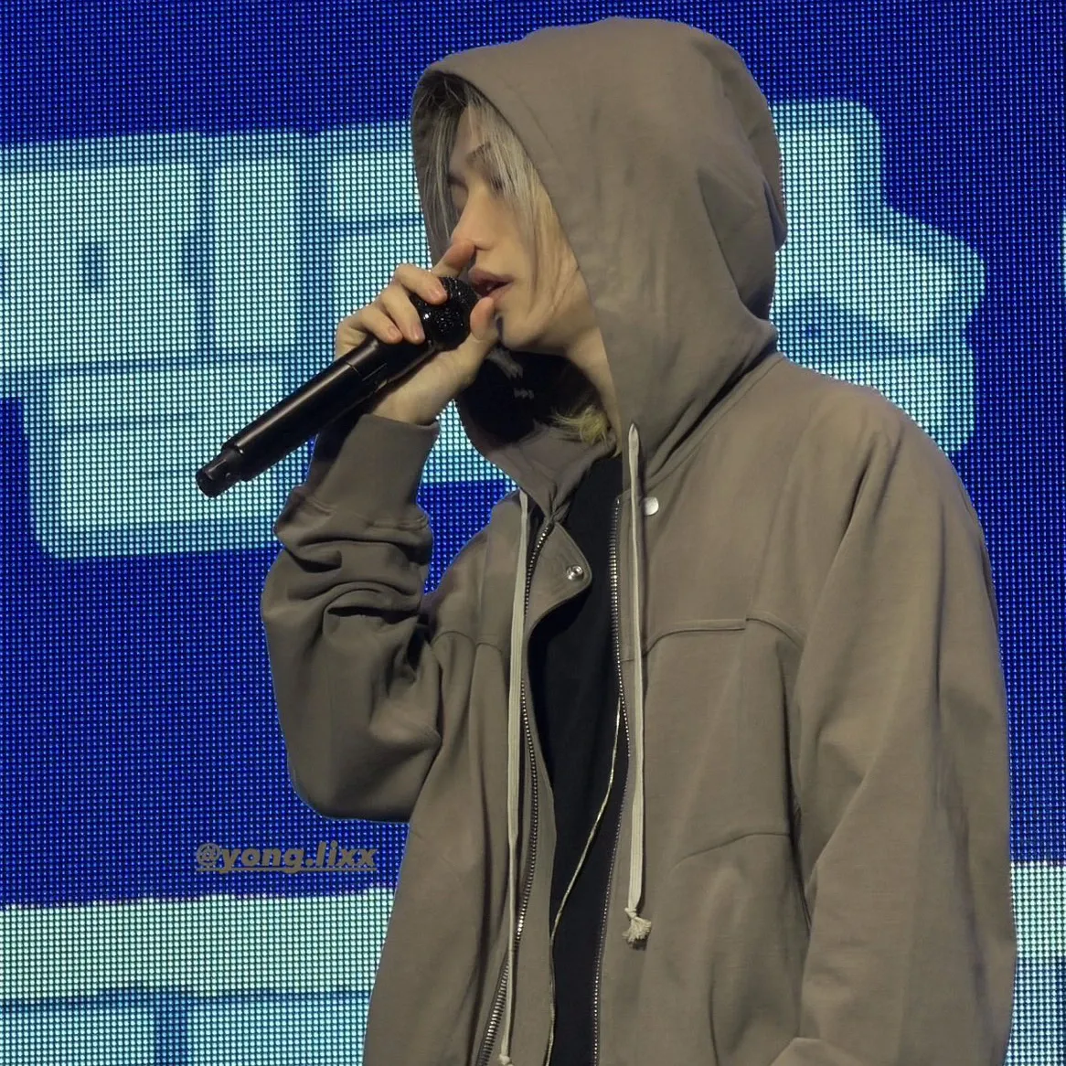 Felix (Stray Kids)粉絲拍下的瞬間