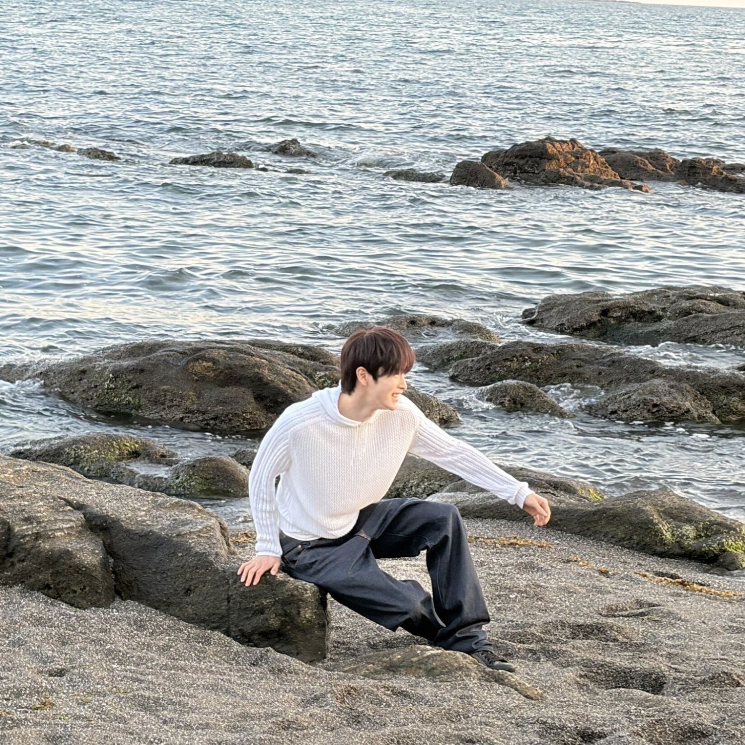 Latest photo of Sungchan (RIIZE)