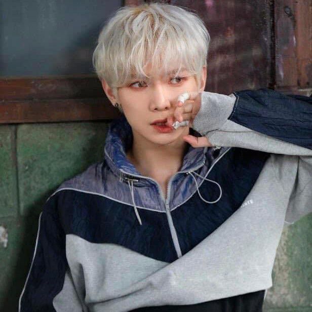 Foto aktivitas terbaru ATEEZ