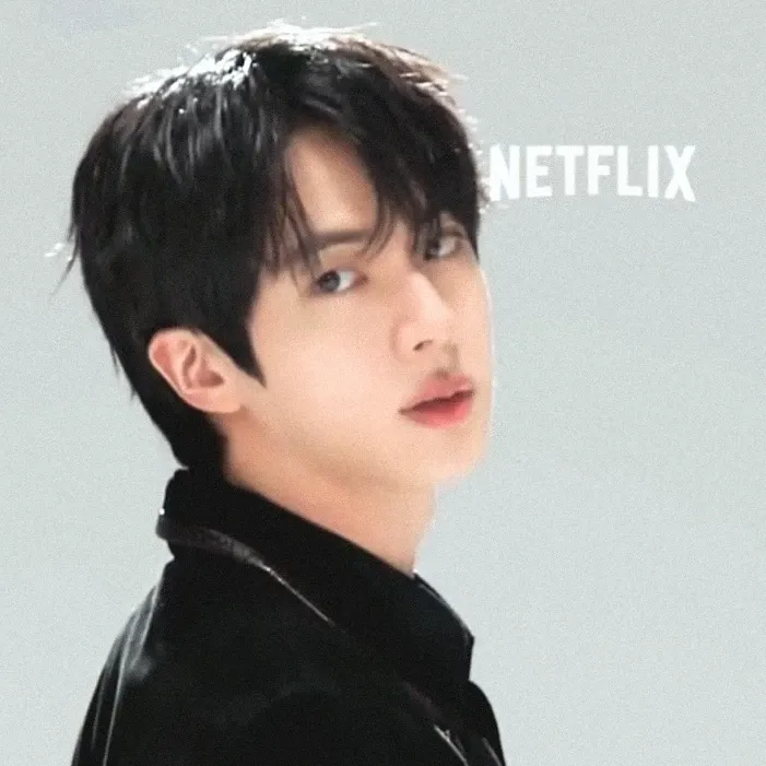 진 (방탄소년단) 최근 활동샷