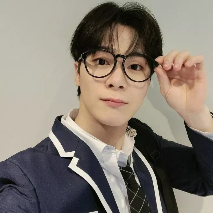 Recent activity shot of Moonbin (ASTRO)