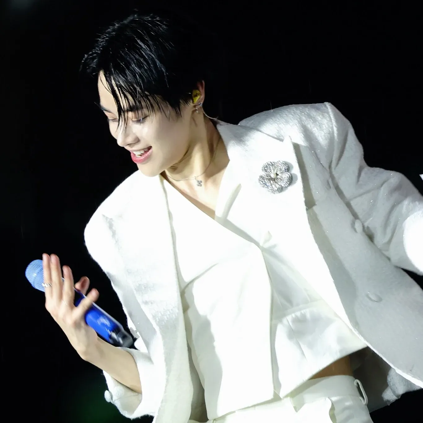 Behind-the-scenes cut of Hanbin (TEMPEST)