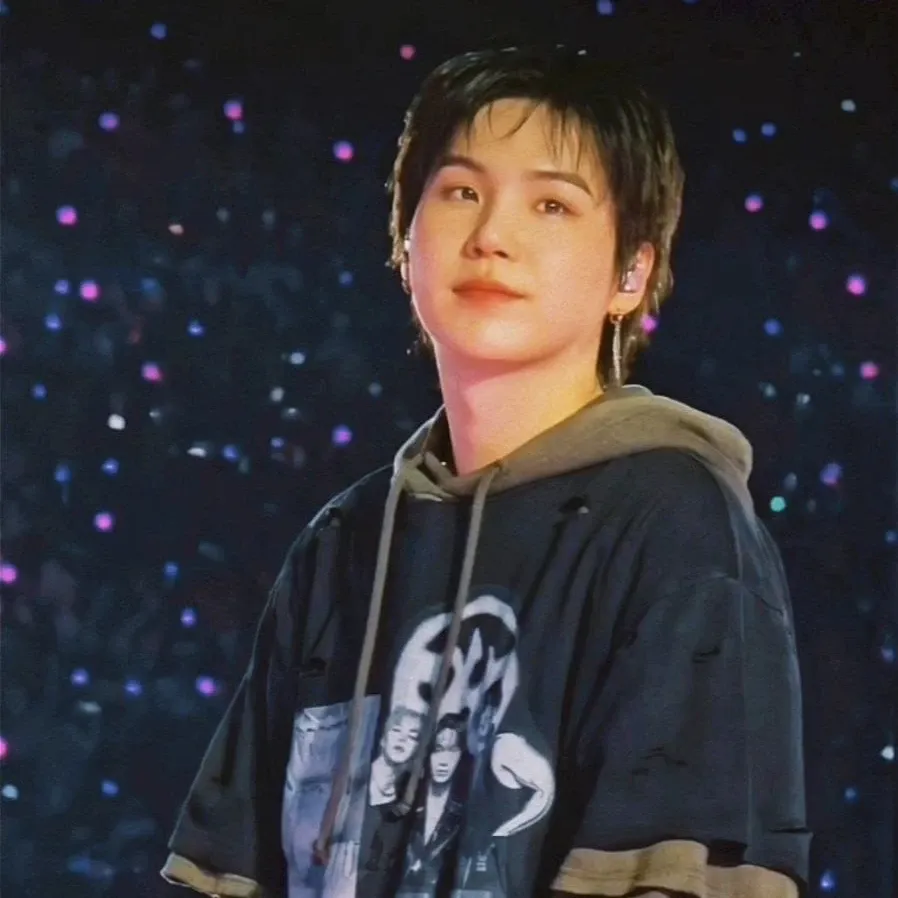 SUGA (BTS)の最近の活動写真