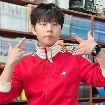 Latest photo of Jung Seunghwan